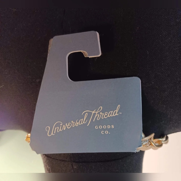 🍒 Universal Thread Goods Co. Chain Choker Necklace - Picture 3 of 3